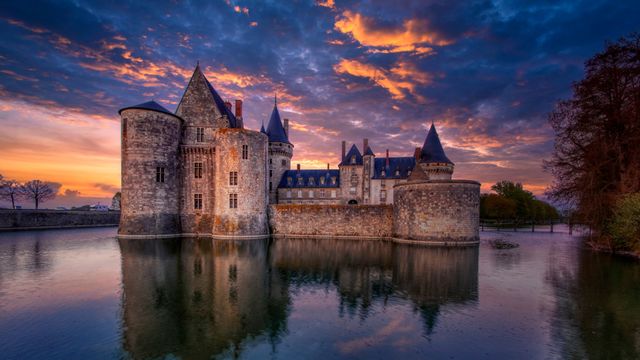 Castelo de Sully-sur-Loire, Centro-Vale do Loire, França
