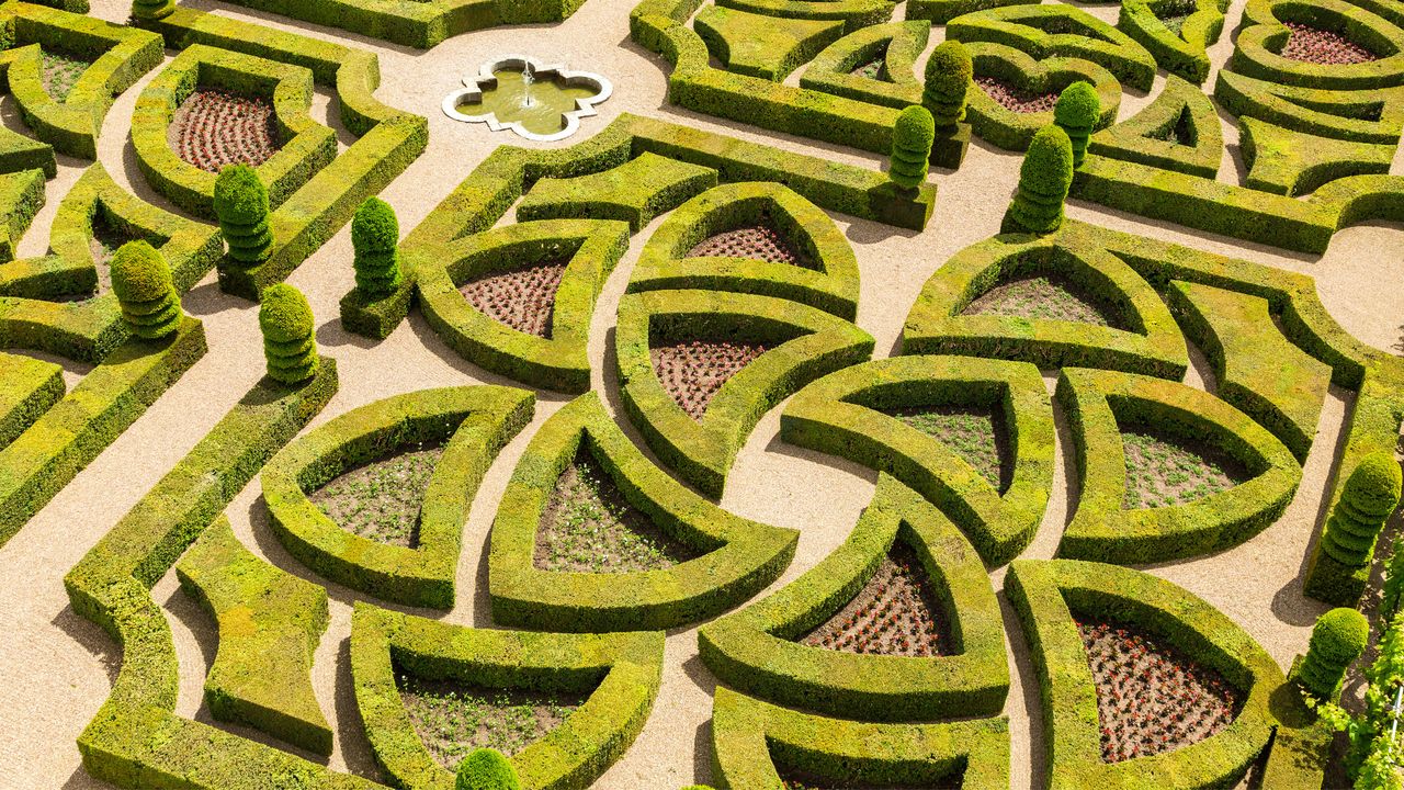 Formal Château de Villandry, Loire Valley, France