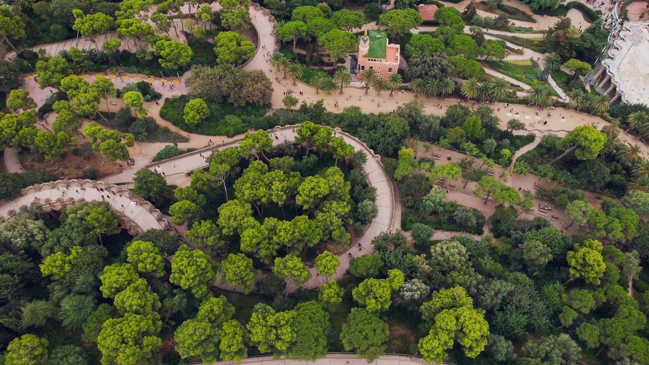 Vista del Parque Güell en Barcelona, Cataluña, España