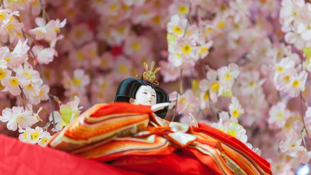 ひな人形