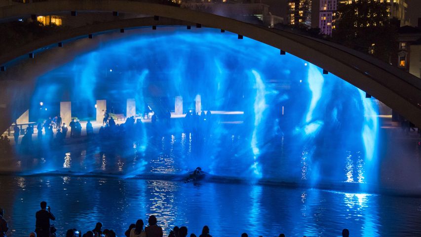 Art installation, ‘breath of life’ by Floria Sigismondi at Nuit Blanche 2016, Nathan Phillips Square, Toronto