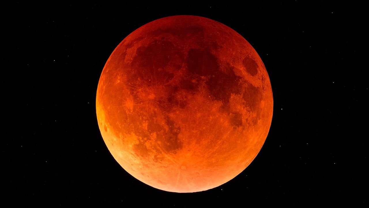 Eclipse of the moon 