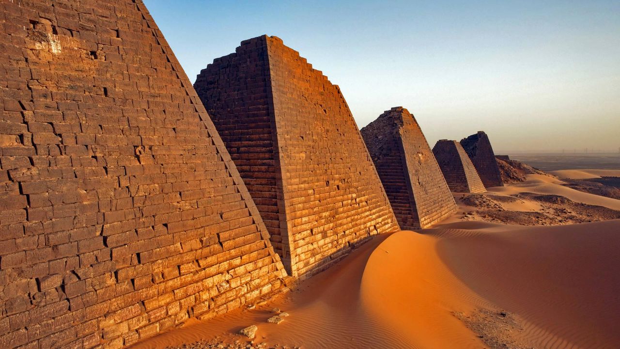 Pyramides de Méroé, Soudan 