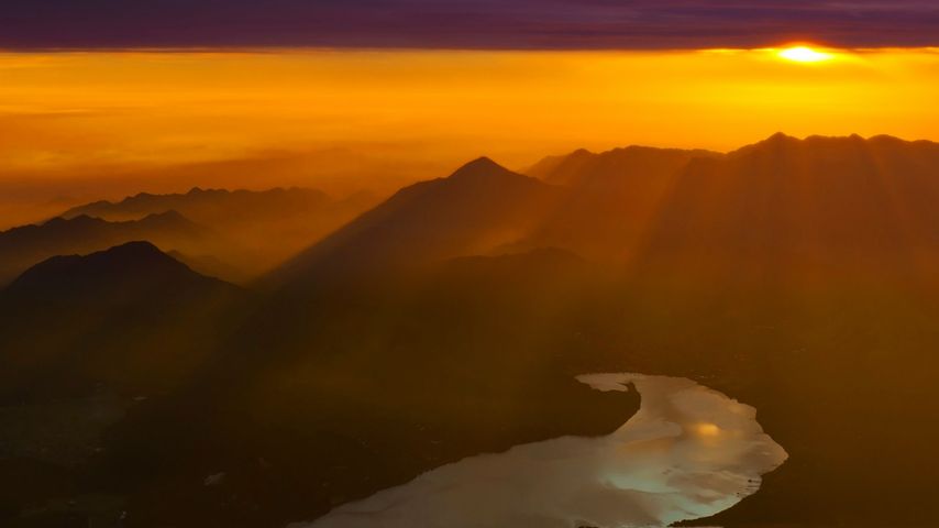 ｢山中湖の朝日｣山梨, 富士山