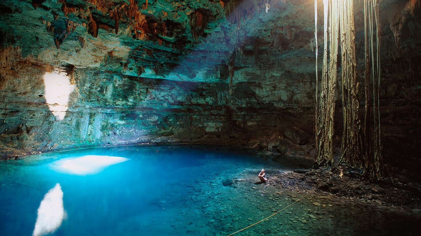 Cenote Samula near Valladolid, Yucatán Peninsula, Mexico | Peapix