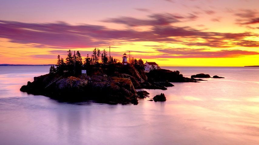 Campobello Island, East Quoddy (Head Harbor) Lighthouse, New Brunswick, Canada.