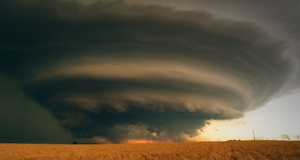 An isolated supercell thunderstorm over south-central Kansas - Bing Gallery