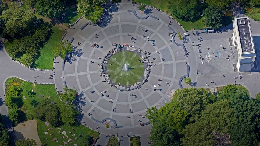 Vue aérienne du parc Washington Square, New York, États-Unis. 