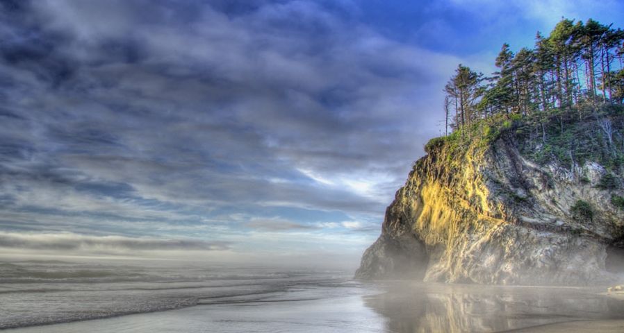 Hug Point on the coast of Oregon, USA
