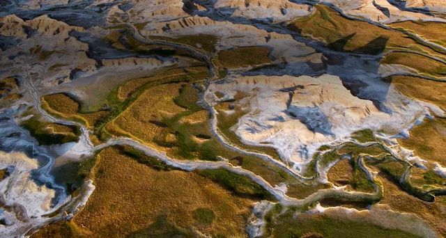 Erodierte Steine im Badlands-Nationalpark, South Dakota – David Jay Zimmerman/Corbis ©