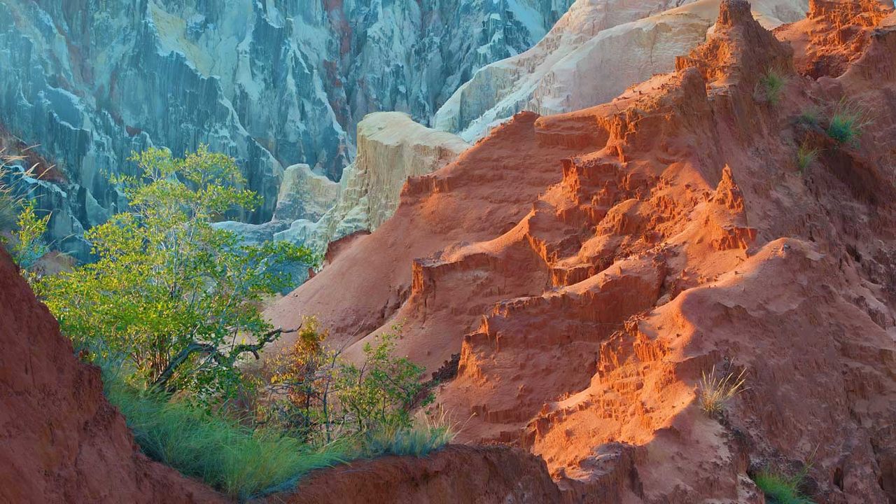 Ankarokaroka canyon in Ankarafantsika National Park, Madagascar 