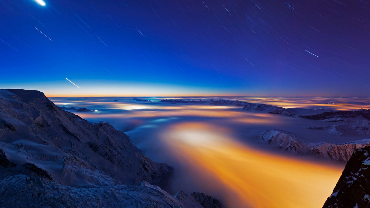 Nuages au dessus de Chamonix. 