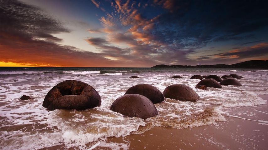 新西兰摩拉基巨石