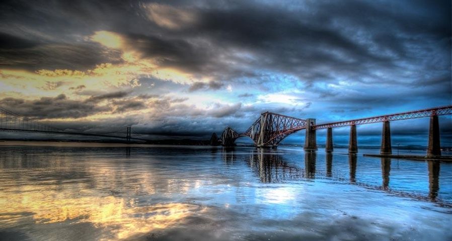 Forth Rail Bridge, Queensferry, Edinburgh, Scotland