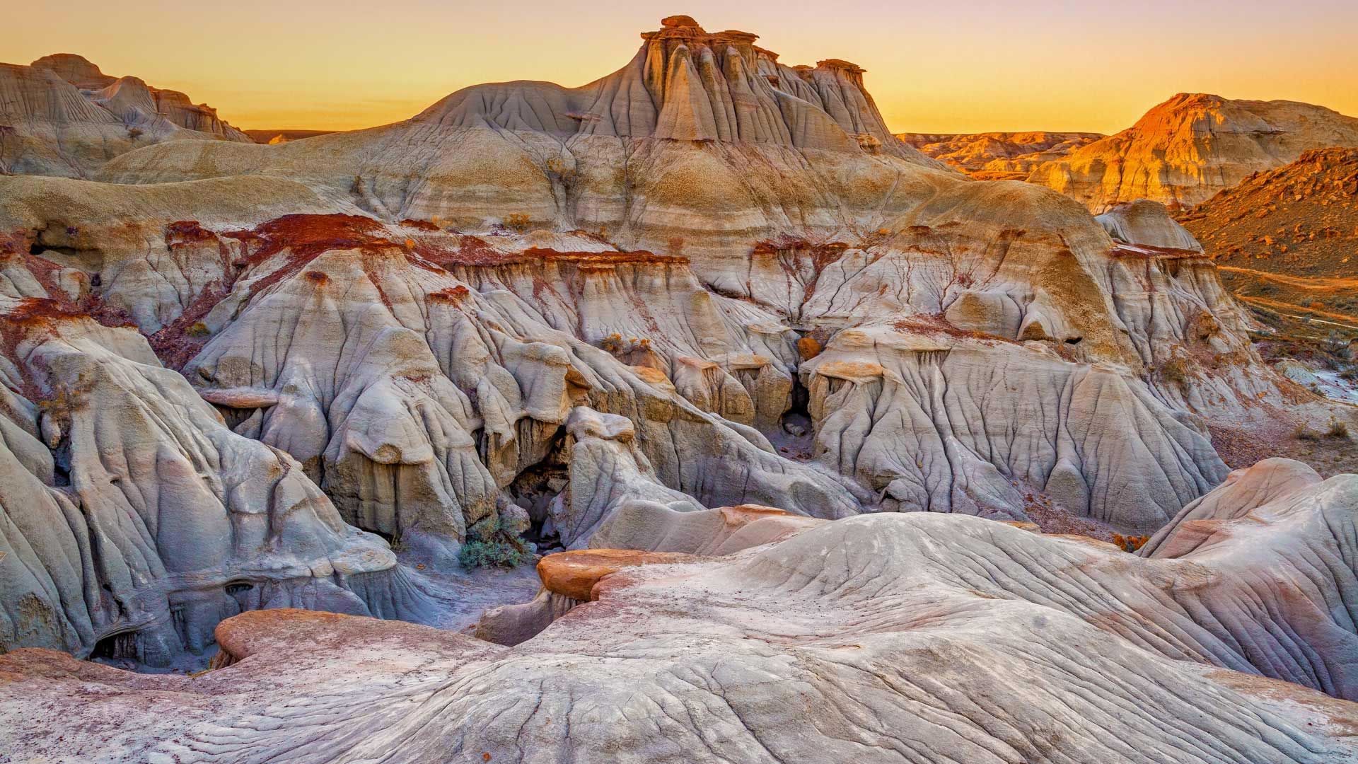 Sunset At Dinosaur Provincial Park Alberta Canada Peapix 7295