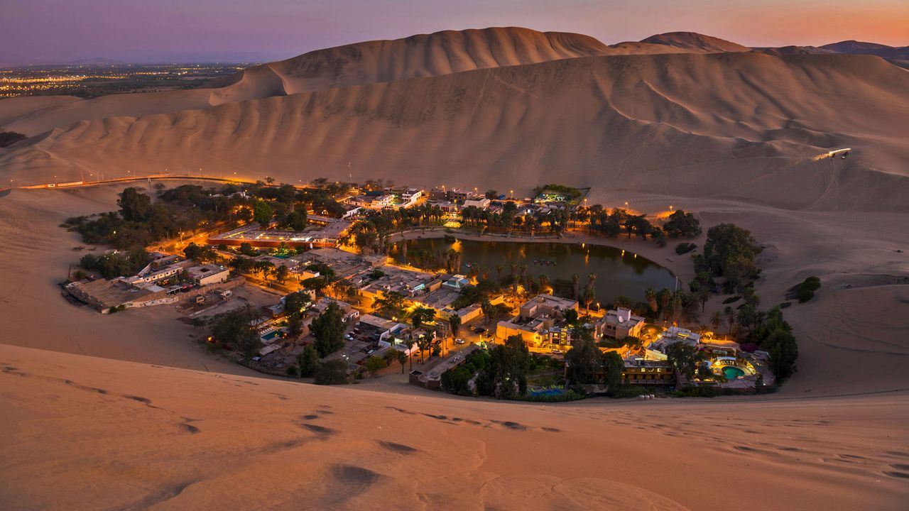 Huacachina, Ica Region, Peru 