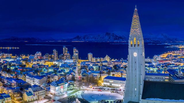 Reykjavik de nuit, Islande