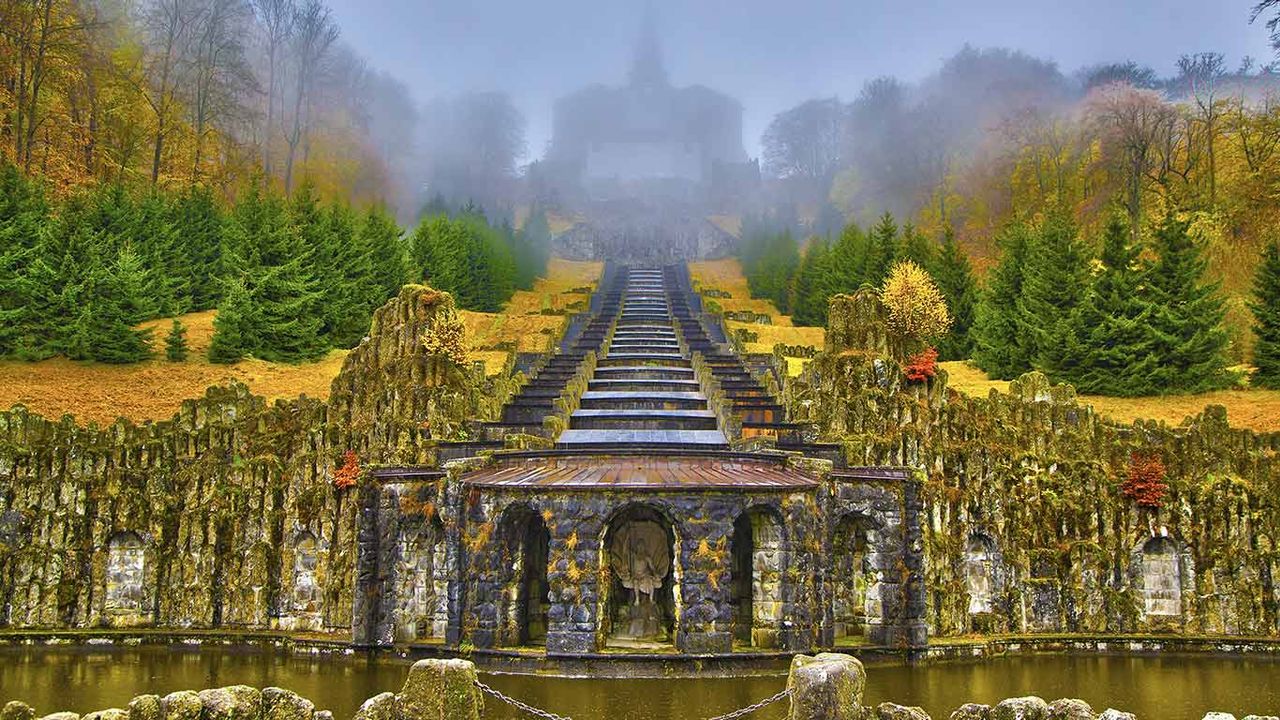 Kaskaden der Wasserspiele im Bergpark Wilhelmshöhe, Kassel, Hessen, Deutschland