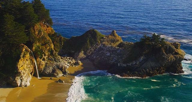 Julia Pfeiffer Burns State Park, Big Sur, California