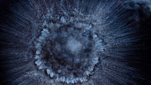 「液体窒素の爆発」