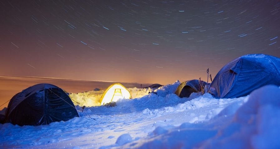 Campement à 4 000 mètres sur le mont Blanc, Haute-Savoie