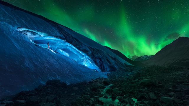 Athabasca Glacier and northern lights in Jasper, A.B. 