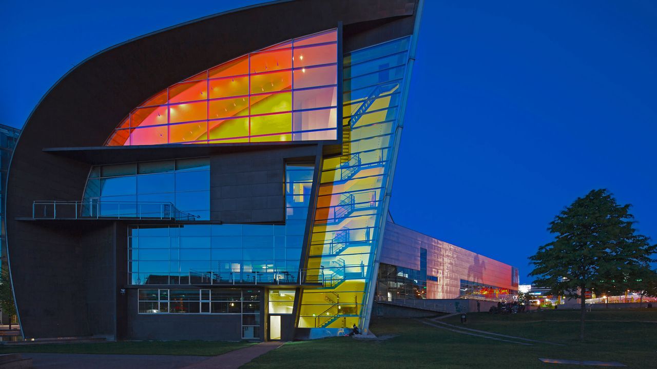 Das Kunstmuseum Kiasma in Helsinki, Finnland 