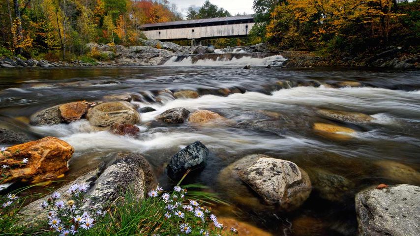 Covered bridge crosses the Wild Ammonoosuc River in Bath, New Hampshire