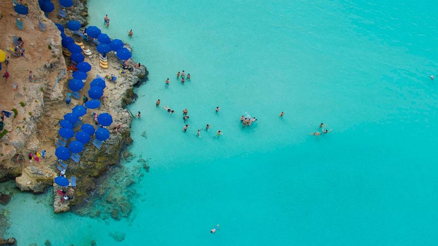 马耳他柯米诺的蓝色礁湖