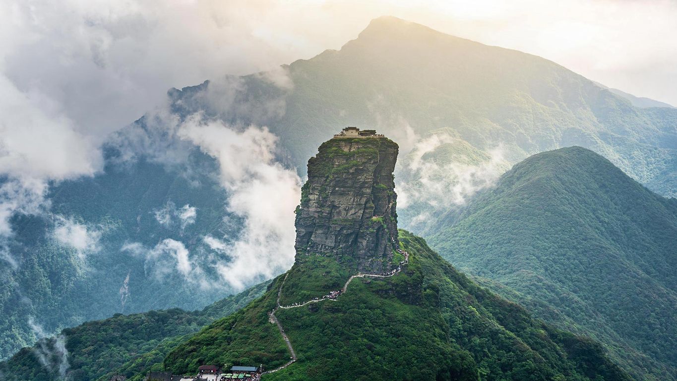 Der Fanjingshan der höchste Berg des Wuling Gebirges im 