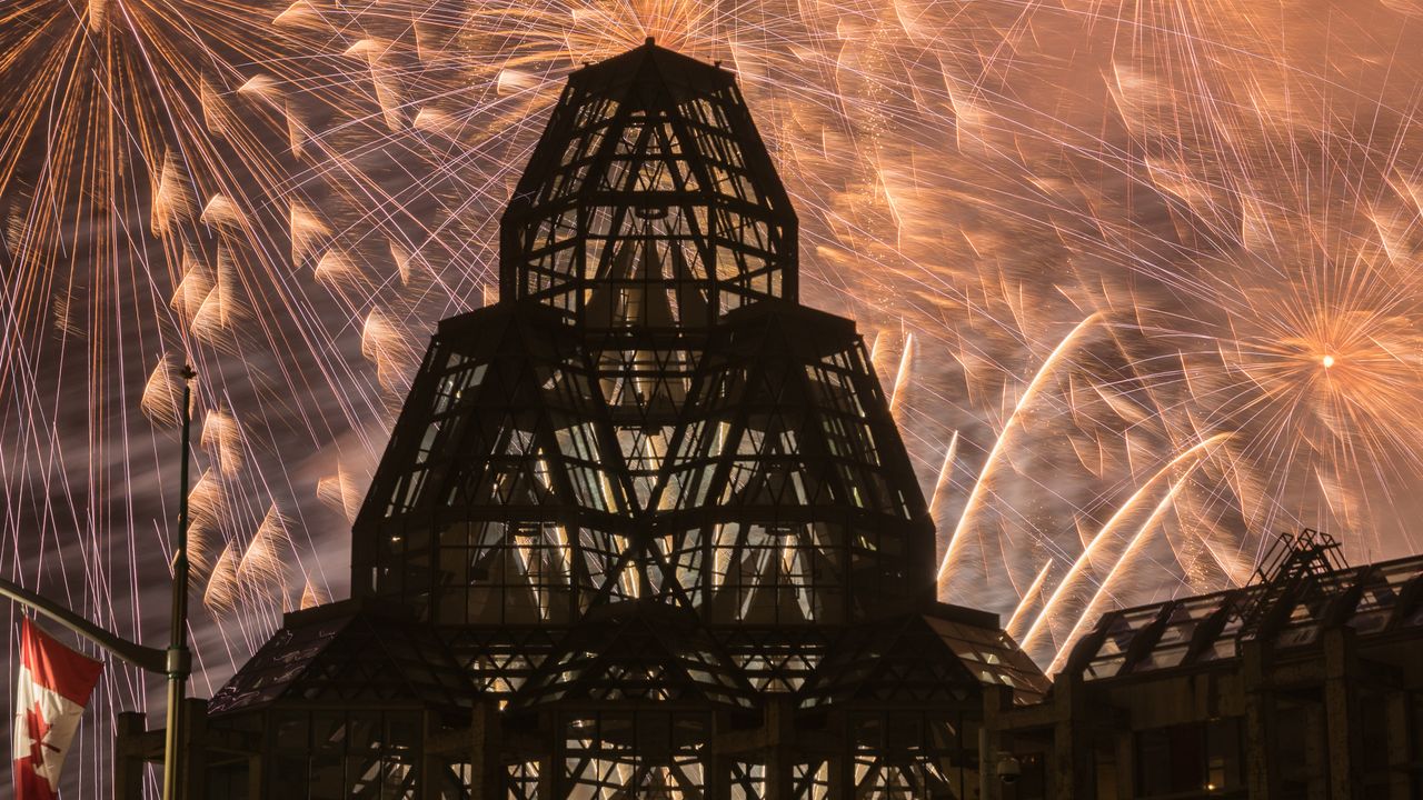 Canada Day firework show behind the National Gallery of Canada, Ottawa