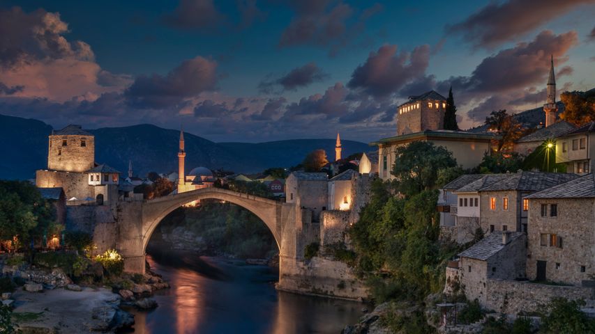 Puente Most en Mostar, Bosnia y Herzegovina