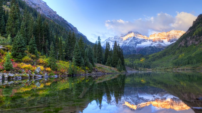 Mirrored maroon