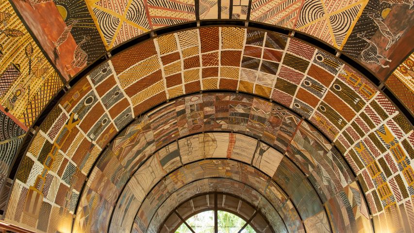 Obra de arte indígena, centro artístico Ngaruwanajirri, Wurrumiyanga, Isla de Bathurst, Australia