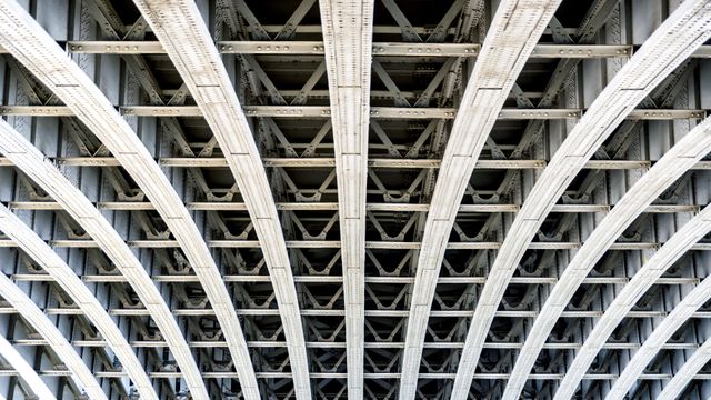 Arches of iron