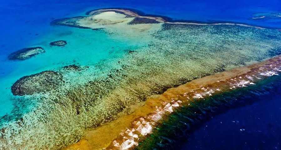 Aerial view, New Caledonia Barrier Reef, near Nouméa, New Caledonia