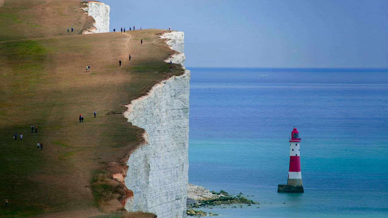 ｢ビーチ岬の灯台｣イギリス, イースト・サセックス