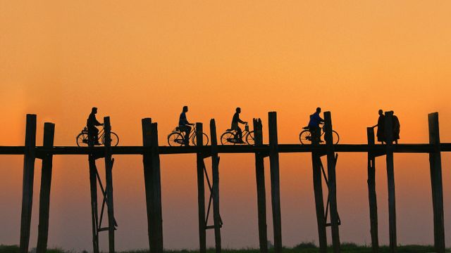 U Bein Bridge, Amarapura, Myanmar