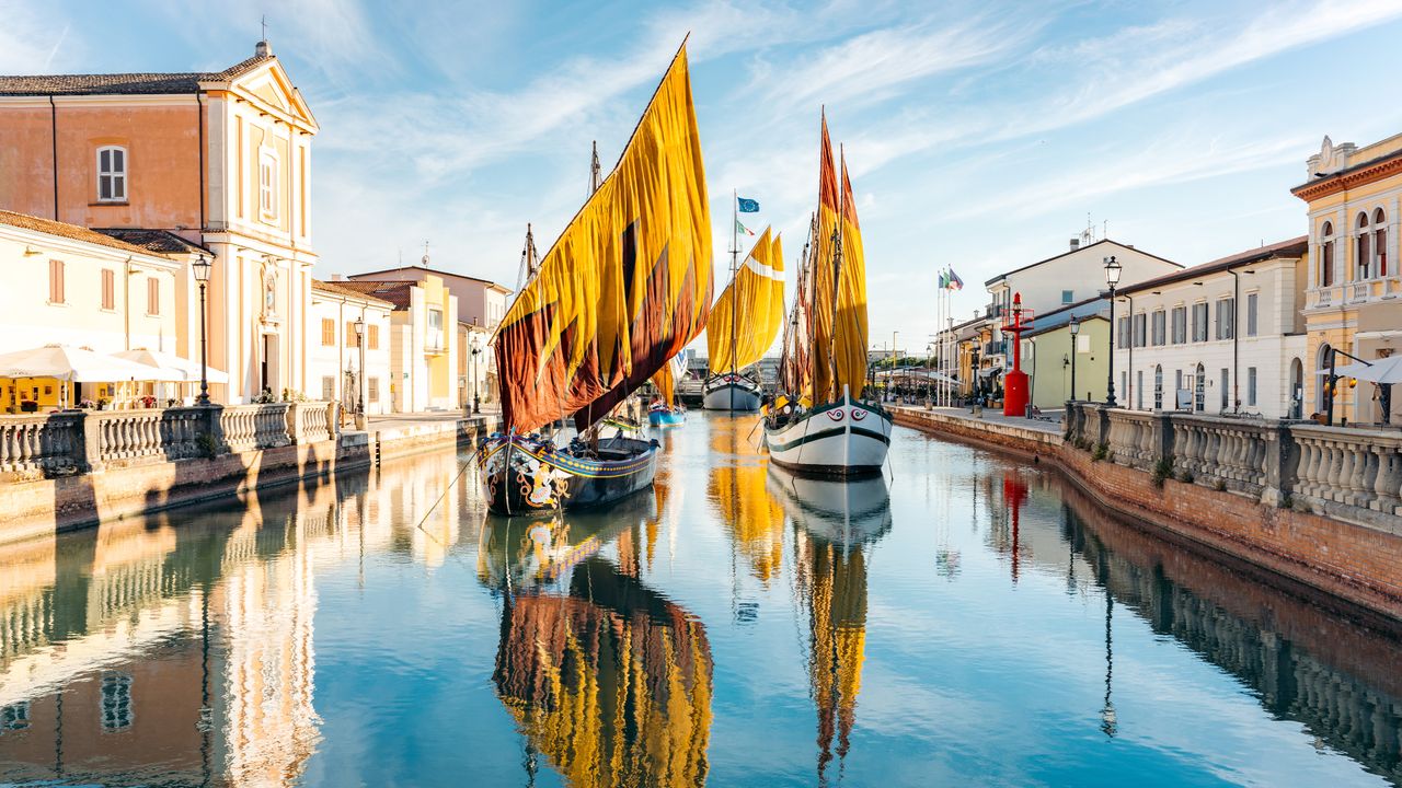 Barche a vela tradizionali, Porto Canale Leonardesco, Cesenatico, Emilia-Romagna