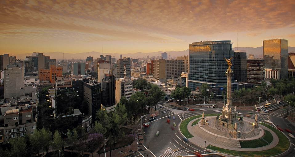 Independence Monument in Avenida de la Reforma,  Mexico City,  Mexico