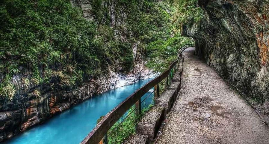 Shakadang River trail along Shakadang Valley, Taroko Gorge, Taiwan