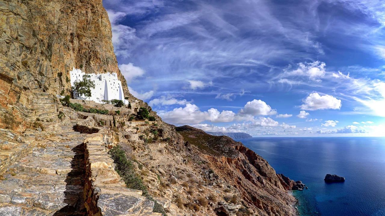 ｢パナギア・コゾヴィオティッサ修道院｣ギリシャ, アモルゴス島 