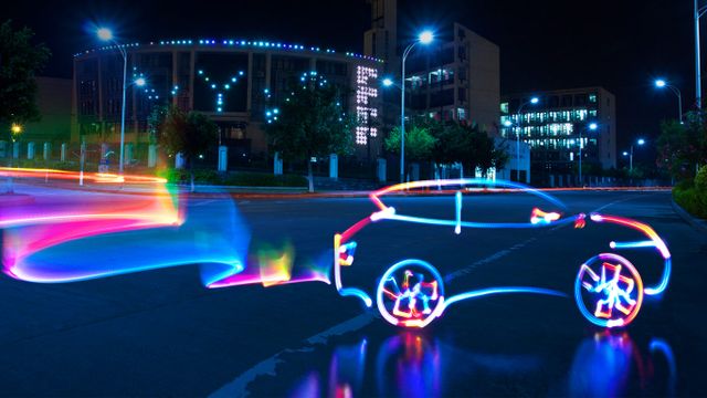 长曝光拍摄,街道上的汽车