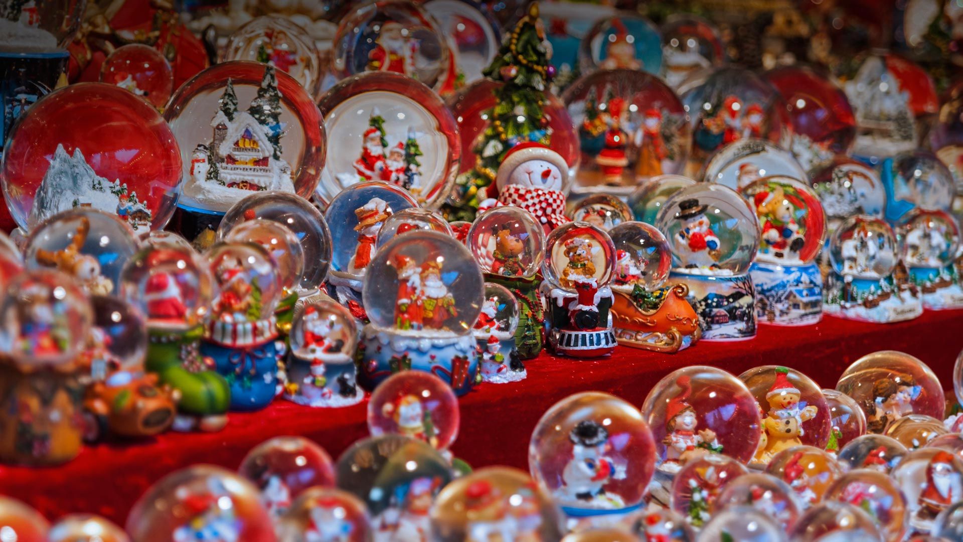 Snow globes for sale in trentino alto adige south tyrol italy peapix