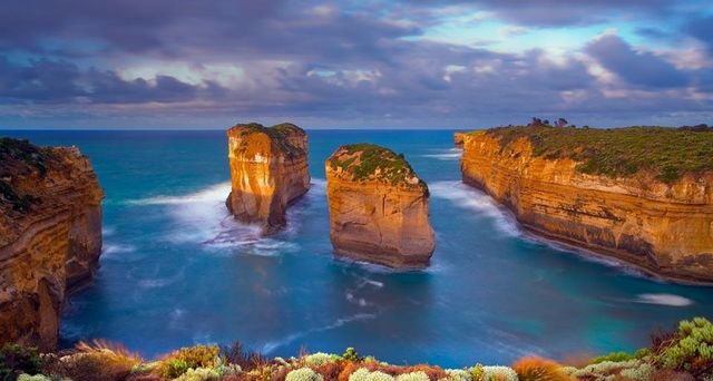 Island Archway, Loch Ard Gorge, Port Campbell National Park, Victoria, Australia