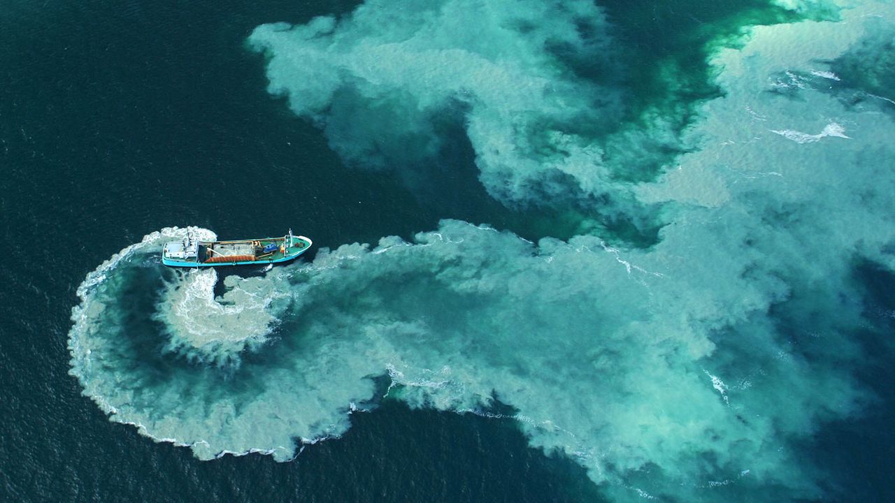 ｢浚渫船｣フランス, グレナン諸島沖