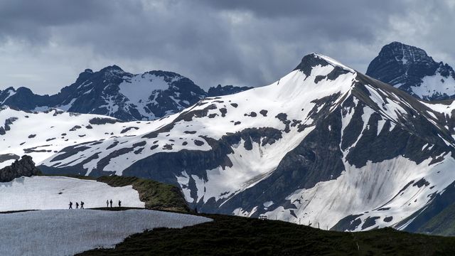 Wandergruppe in den Allgäuer Alpen bei Oberstdorf, Bayern, Deutschland