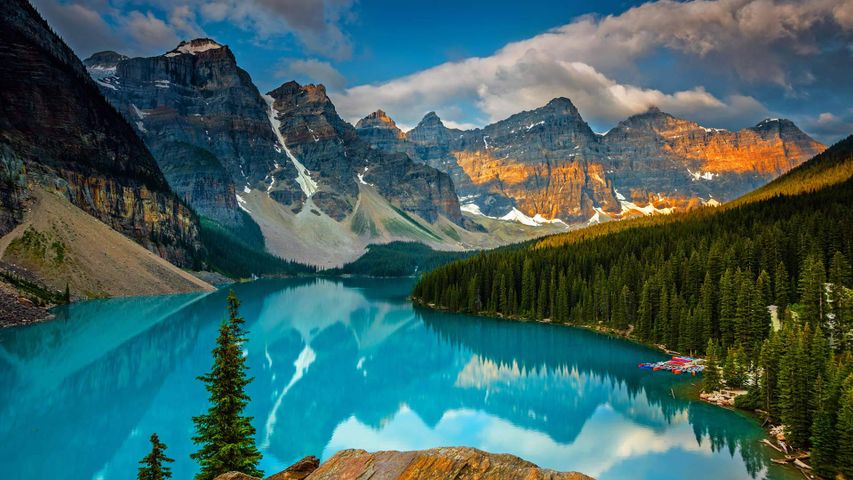 Vidéo en time-lapse du lac Moraine dans le parc national de Banff, Alberta, Canada