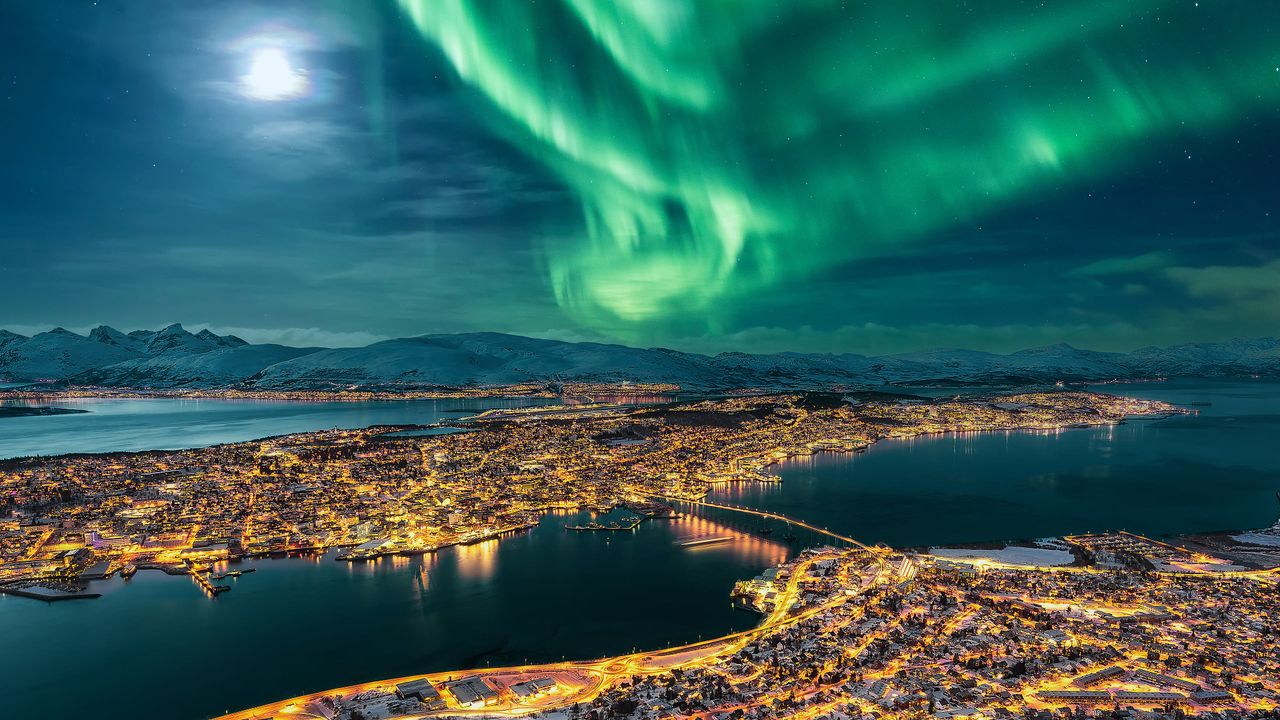 Tromsø aglow