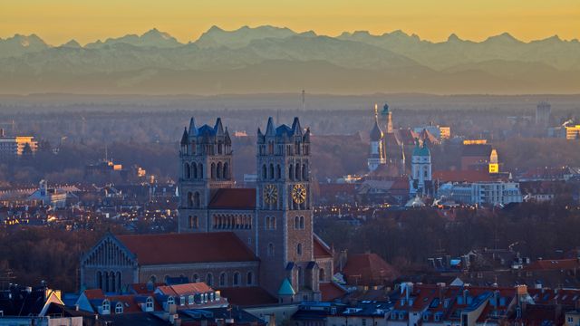 Kirche St. Maximilian, München, Bayern